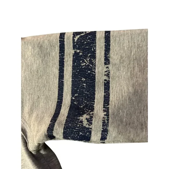 No Boundaries Cropped Sweatshirt Juniors S (3) Used Gray Blue Y2K - Picture 12 of 15